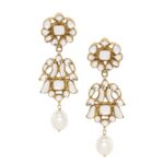 ANTIQUE EARRINGS WITH A PEARL DROP - Image 2
