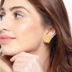 GOLD FLOWER STUDS