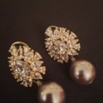 EARRINGS WITH PEARL DANGLERS