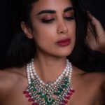 CHOKER WITH SEMI PRECIOUS EMERALDS, RUBIES & PEARLS